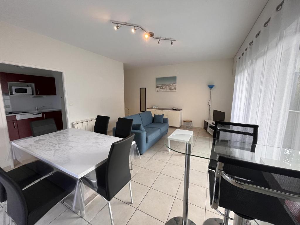 Appartement Appartement Les Sables-d'Olonne, 3 pièces, 6 personnes - FR-1-197-553 18 rue de l'Amiral Vaugiraud Les Jardins d'Eole - B 04 BAT. B - n°004 (entrée Allée François Aimé Dupleix 85100 Les Sables dʼOlonne