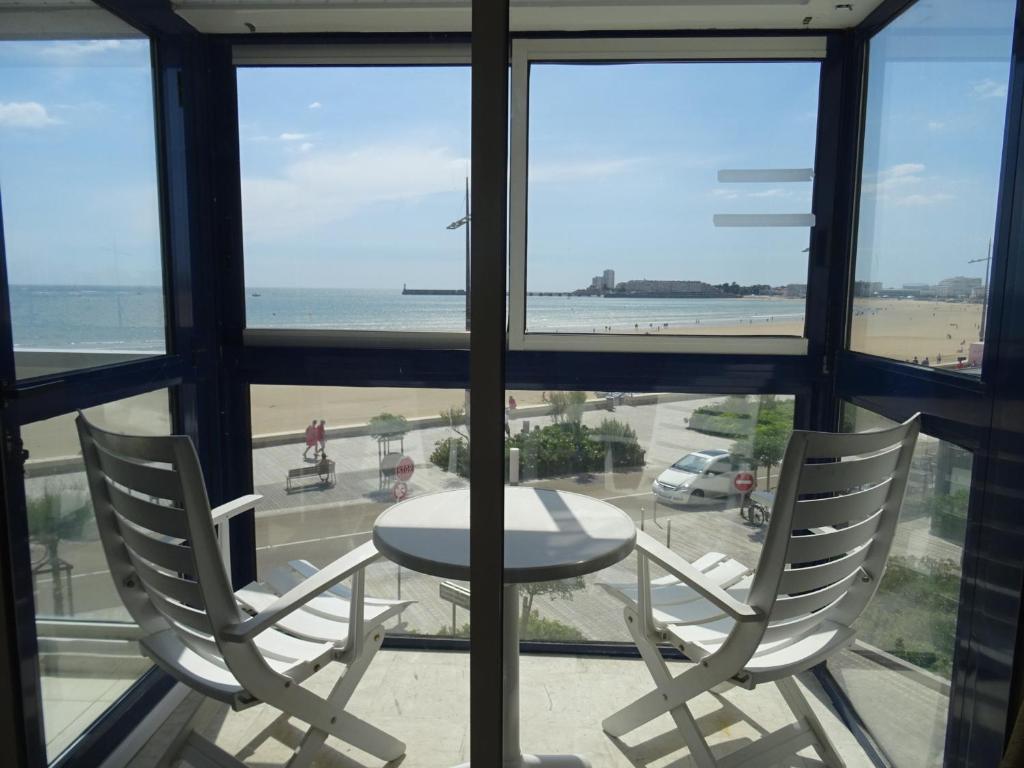 Appartement Appartement Les Sables-d'Olonne, 3 pièces, 6 personnes - FR-1-92-640 6 Rue Guynemer -  - 85100 Les Sables dʼOlonne