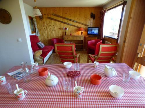Appartement Les Saisies, 4 pièces, 8 personnes - FR-1-594-79