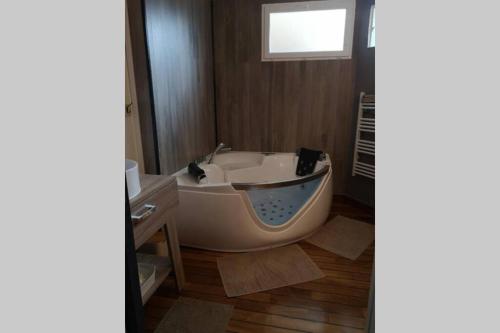 Appartement, Les TEMPLIERS, RDC VUE MER PROCHE CENTRE VILLE