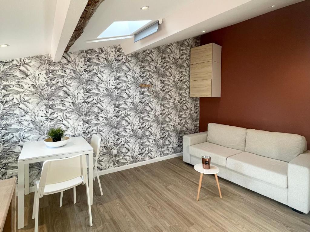 Appartement Appartement LISE - Port & Halles, départ Ferry 5 Rue Saint-Andrieux 83000 Toulon