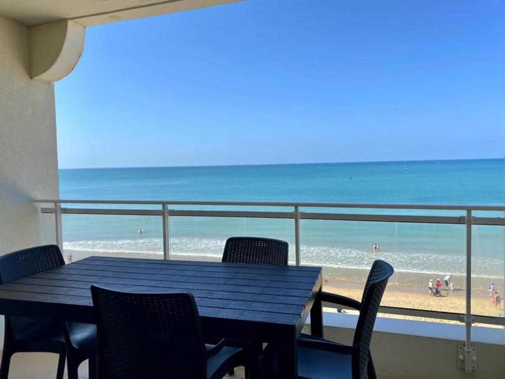 Appartement Appartement Longeville-sur-Mer, 2 pièces, 4 personnes - FR-1-336-28 1450 avenue du docteur mathevet 30,le grand bleu 85560 Longeville-sur-Mer