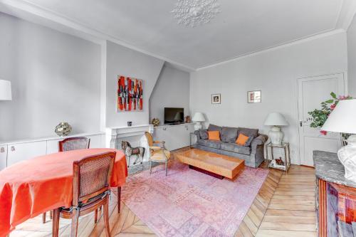Appartement Louvre Tuileries à 200m de la Seine