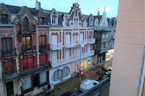Appartement lumineux, 400m de la plage.