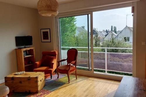 Appartement lumineux à Larmor-plage à 5mn des plages et du port plaisance