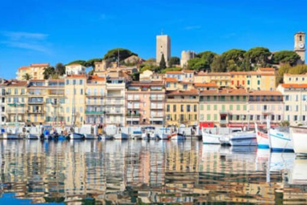 APPARTEMENT LUMINEUX AU SUQUET POUR 3 PERSONNES 12 Rue du Pré, 06400 Cannes