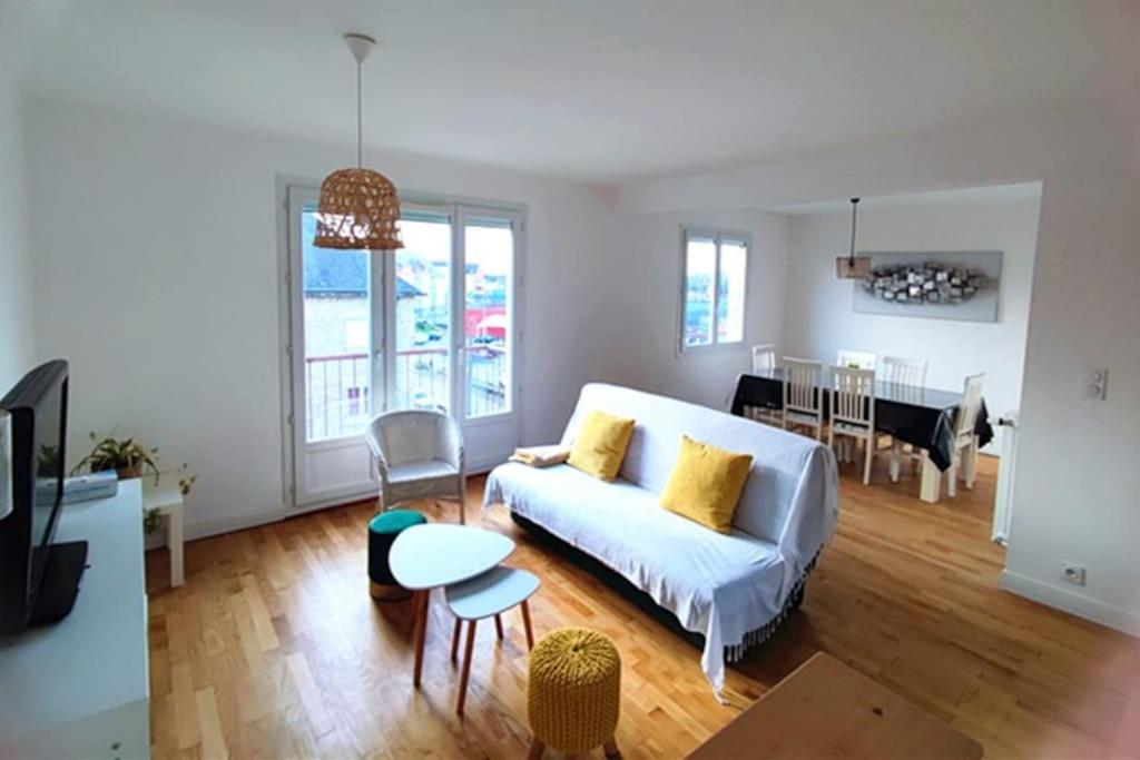 Appartement lumineux centre-ville 2 Rue Sully, 35300 Fougères