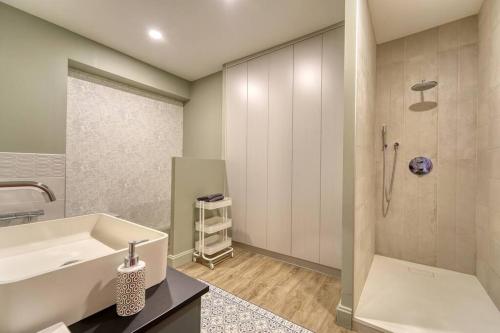 Appartement lumineux, décoration soignée