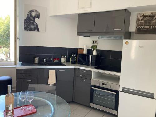 Appartement lumineux en plein centre - 2 chambres