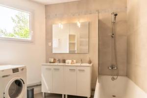 APPARTEMENT LUMINEUX ET AGRÉABLE - PROCHE HYPER CENTRE AVIGNON - WiFI GRATUIT