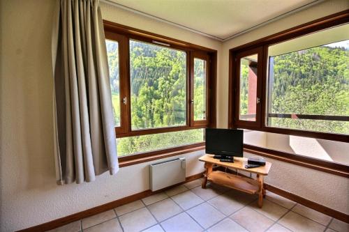 APPARTEMENT LUMINEUX -SAINT JEAN D'AULPS STATION- 6 PERS-ENCHAPLE A3