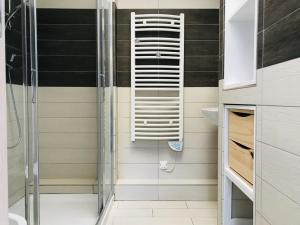 Appartement Lumio, 1 pièce, 2 personnes - FR-1-63-290