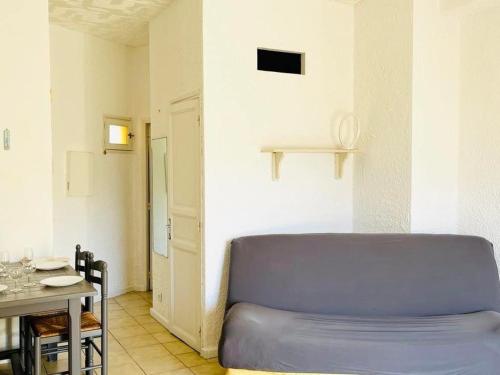 Appartement Lumio, 1 pièce, 2 personnes - FR-1-63-322
