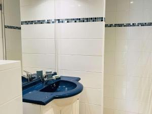 Appartement Lumio, 1 pièce, 4 personnes - FR-1-63-325