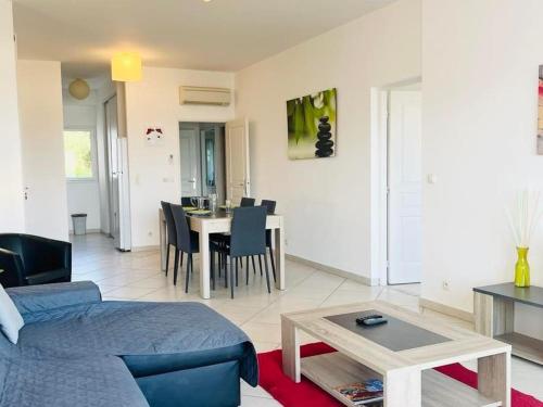 Appartement Lumio, 3 pièces, 4 personnes - FR-1-63-321