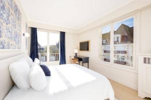 Appartement luxueux vue mer à Deauville avec services
