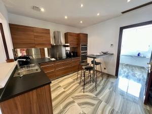 APPARTEMENT LUXUEUX VUE MER & CROISETTE 4 CH 4 SDB
