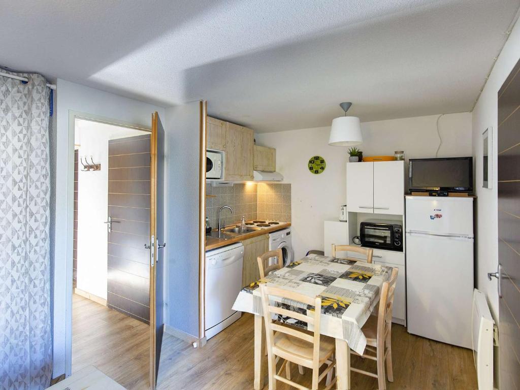 Appartement Luz-Saint-Sauveur, 2 pièces, 6 personnes - FR-1-402-121 appartement n°301 ilôt 3 résidence Pyrénées Zenith, rue des mercarts, 65120 Luz-Saint-Sauveur