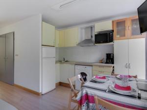 Appartement Appartement Luz-Saint-Sauveur, 2 pièces, 6 personnes - FR-1-402-97 RESIDENCE IMPERATRICE EUGENIE APPT B 32 65120 Luz-Saint-Sauveur Midi-Pyrénées