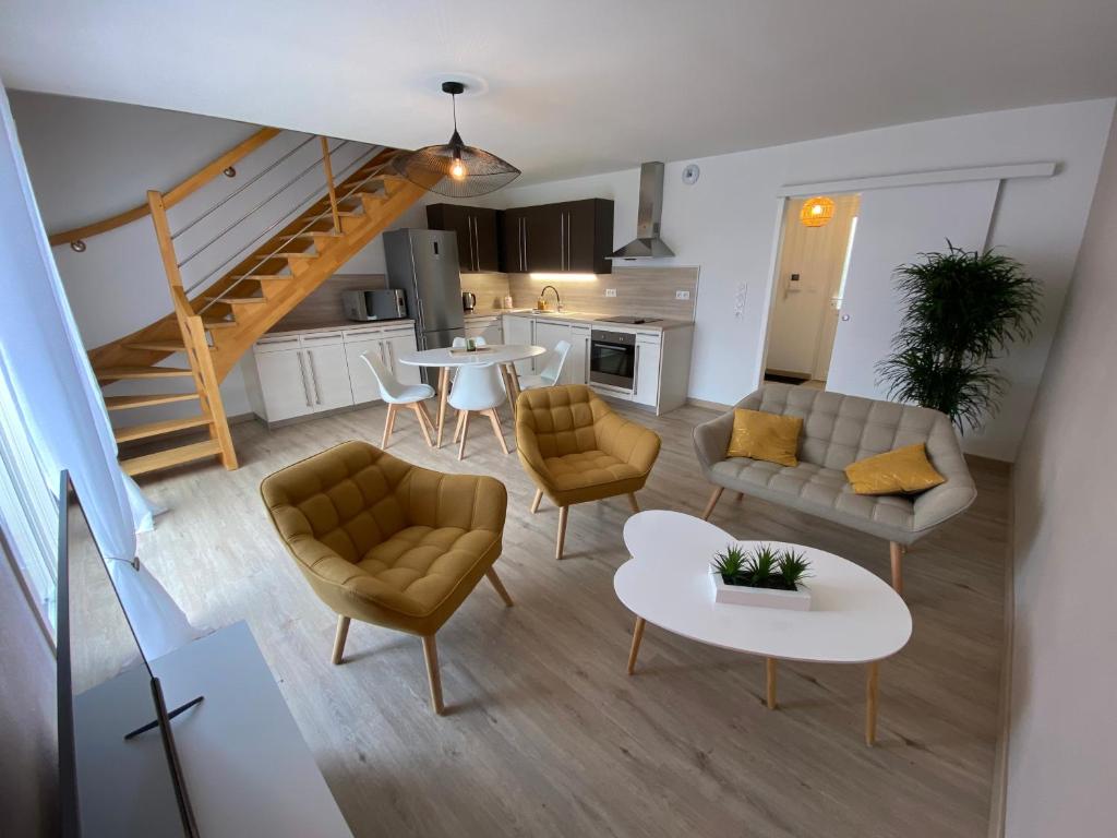 appartement maison en duplex 80m² jardin terrasse 1 11 bis Rue Henry Regnault, 10800 Saint-Julien-les-Villas