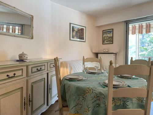 Appartement Mandelieu-la-Napoule, 2 pièces, 4 personnes - FR-1-609-62