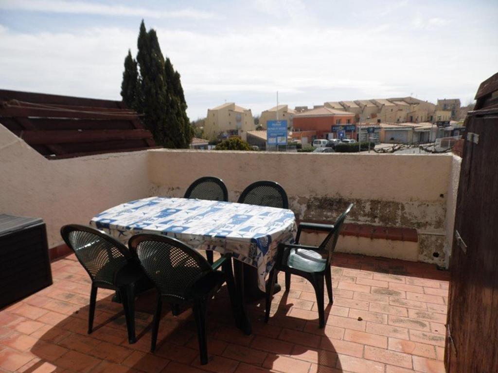 Appartement Appartement Marseillan-Plage, 2 pièces, 4 personnes - FR-1-326-451 Chemin De L'Airette -  - 34340 Le Castellas