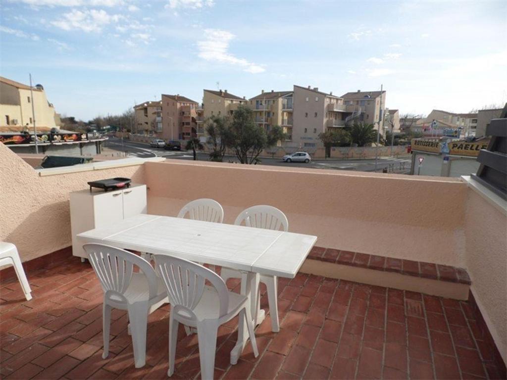 Appartement Appartement Marseillan-Plage, 2 pièces, 4 personnes - FR-1-326-513 Chemin De L'Airette -  - 34340 Le Castellas