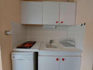 Appartement Appartement Marseillan-Plage, 2 pièces, 4 personnes - FR-1-326-531 Avenue Des Campings -  - 34340 Le Castellas Languedoc-Roussillon