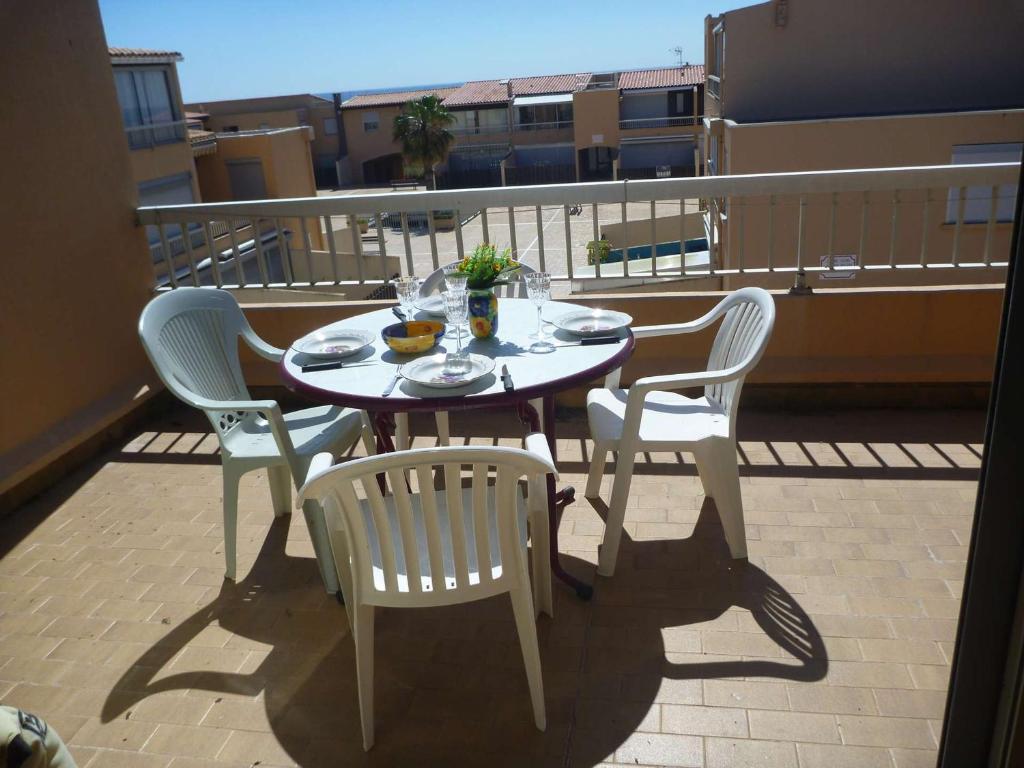 Appartement Marseillan-Plage, 2 pièces, 4 personnes - FR-1-387-85 Résidence Les Dunes - Bât. E, N° 145 -, 34340 Le Castellas