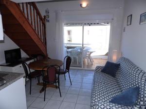 Appartement Appartement Marseillan-Plage, 2 pièces, 6 personnes - FR-1-326-543 Rue Georges Brassens -  - 34340 Le Castellas Languedoc-Roussillon