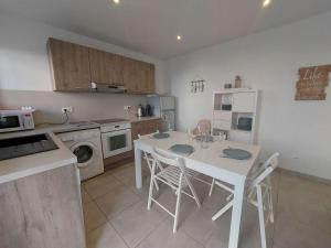 Appartement Appartement Marseillan-Plage, 3 pièces, 7 personnes - FR-1-326-779 8 chemin des baigneurs 34340 Marseillan Languedoc-Roussillon