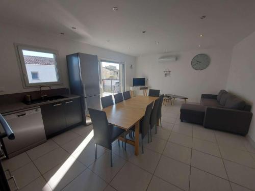 Appartement Marseillan-Plage, 4 pièces, 9 personnes - FR-1-326-780