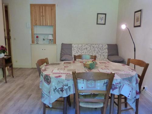 Appartement Megève, 2 pièces, 4 personnes - FR-1-597-111