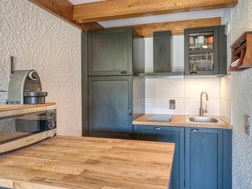 Appartement Megève, 2 pièces, 6 personnes - FR-1-453-203