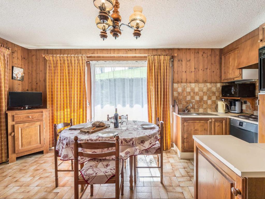 Appartement Megève, 3 pièces, 4 personnes - FR-1-453-70 971 Route Du Jaillet - Chalet B -, 74120 Megève