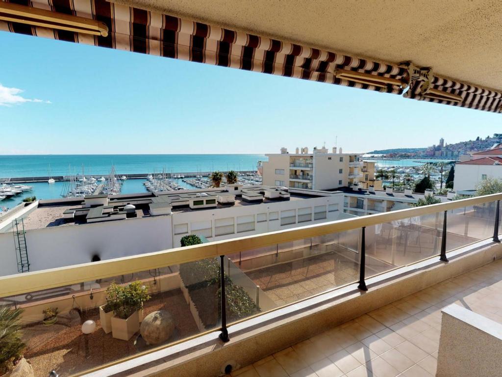 Appartement Appartement Menton, 3 pièces, 4 personnes - FR-1-196-226 61, Porte de France 06500 Menton