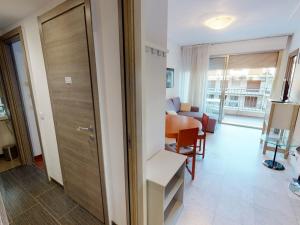 Appartement Appartement Menton, 3 pièces, 5 personnes - FR-1-196-230 15, Porte de France 06500 Menton Provence-Alpes-Côte d\'Azur