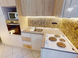 Appartement Menton, 3 pièces, 6 personnes - FR-1-196-317