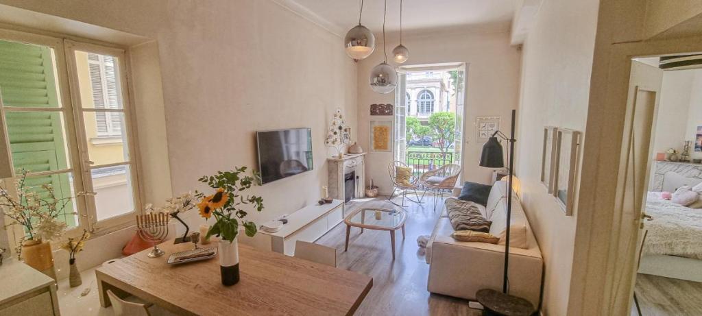 Appartement Menton Jardin Bioves 1 Impasse Botta, 06500 Menton