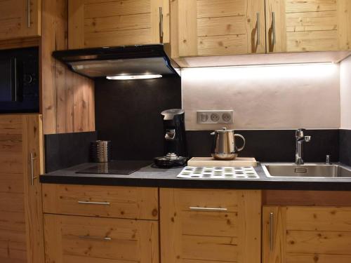 Appartement Méribel, 1 pièce, 2 personnes - FR-1-180-393