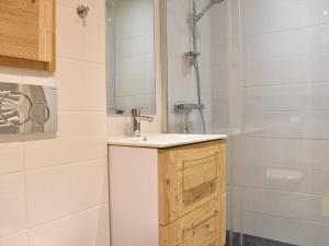 Appartement Méribel, 1 pièce, 2 personnes - FR-1-180-393