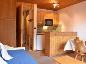 Appartement Méribel, 1 pièce, 3 personnes - FR-1-180-19