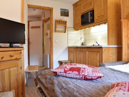 Appartement Méribel, 1 pièce, 3 personnes - FR-1-180-34