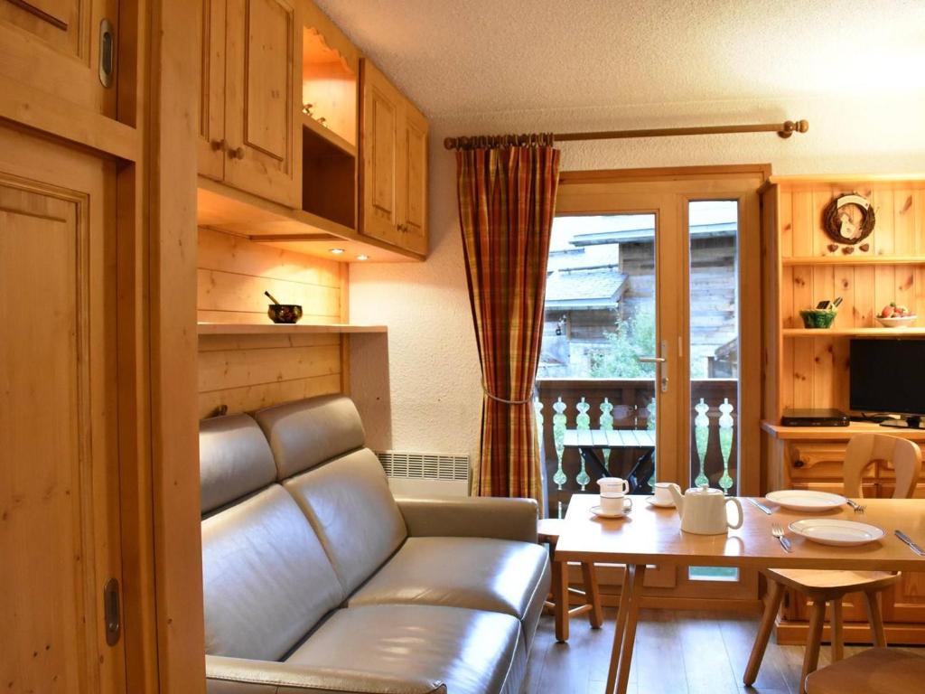 Appartement Méribel, 1 pièce, 3 personnes - FR-1-180-35 Altitude 1600 -  -, 73550 Méribel