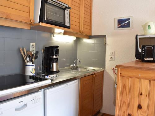 Appartement Méribel, 1 pièce, 4 personnes - FR-1-180-14