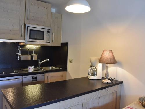 Appartement Méribel, 1 pièce, 4 personnes - FR-1-180-206