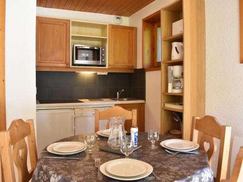 Appartement Méribel, 1 pièce, 4 personnes - FR-1-180-26