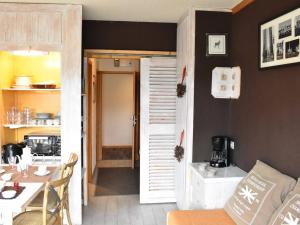 Appartement Méribel, 1 pièce, 4 personnes - FR-1-180-30
