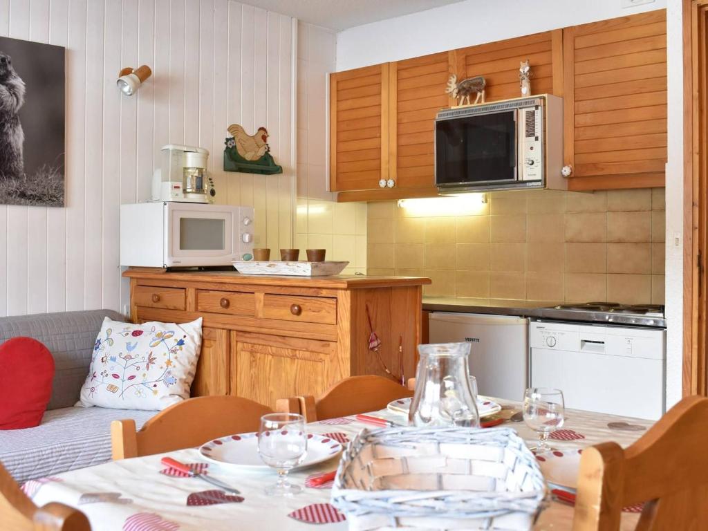 Appartement Appartement Méribel, 1 pièce, 4 personnes - FR-1-180-312 CENTRE 73550 Les Allues