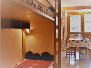 Appartement Méribel, 1 pièce, 4 personnes - FR-1-180-312